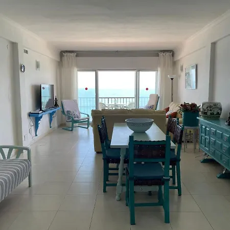 Great Terrace With Views To The Sea. 5th Floor Downtown Area Apartment Fuengirola