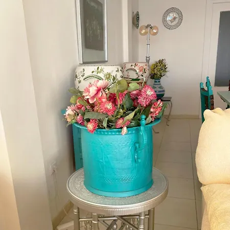 Great Terrace With Views To The Sea. 5th Floor Downtown Area *