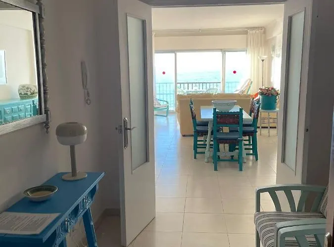 Great Terrace With Views To The Sea. 5th Floor Downtown Area * Fuengirola