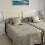 Great Terrace With Views To The Sea. 5th Floor Downtown Area Fuengirola